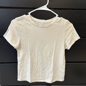 Old Navy Cream Short Sleeve Tee